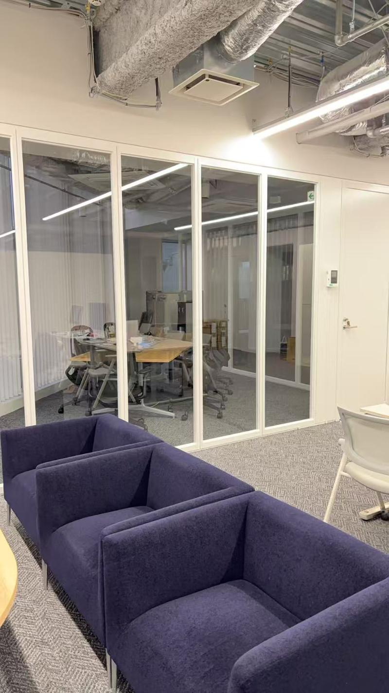 株式会社世界コインのアルバイト・バイト求人情報-02