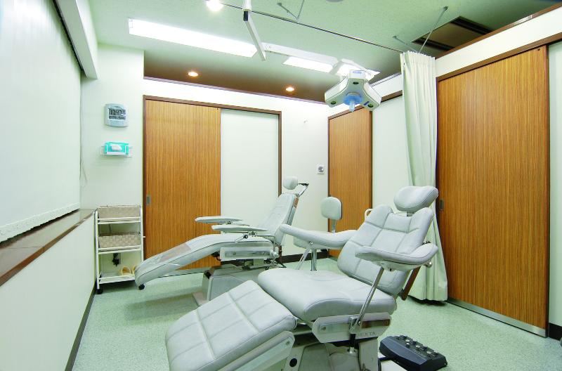 プラザ形成外科のアルバイト・バイト求人情報-03