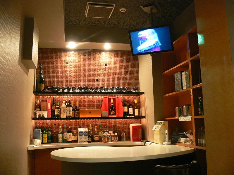 BARトリプルジェイのアルバイト・バイト求人情報-02