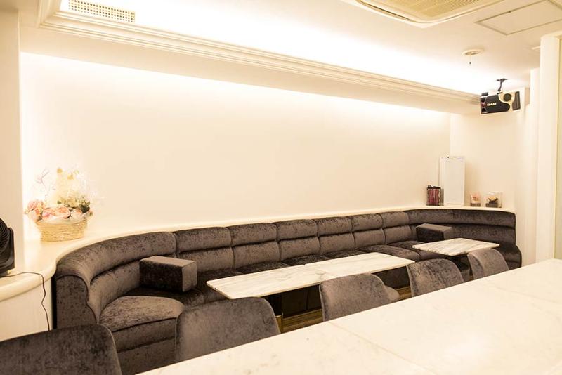 ALUMINAのアルバイト・バイト求人情報-03