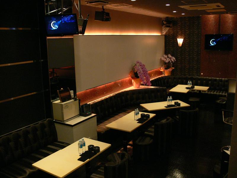 BARトリプルジェイのアルバイト・バイト求人情報-03