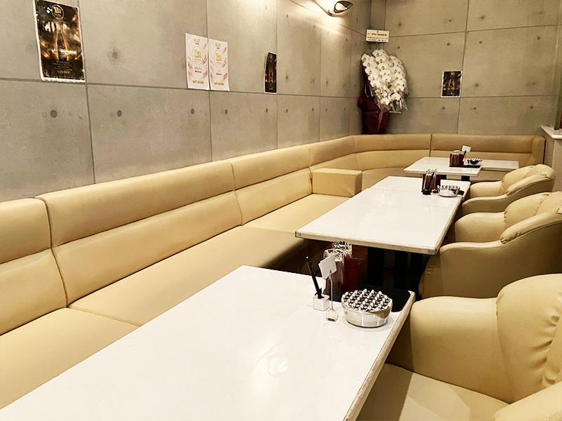 B-1 Lounge MAKUHARIのアルバイト・バイト求人情報-02