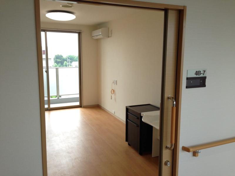 特別養護老人ホーム佰楽苑のアルバイト・バイト求人情報-04