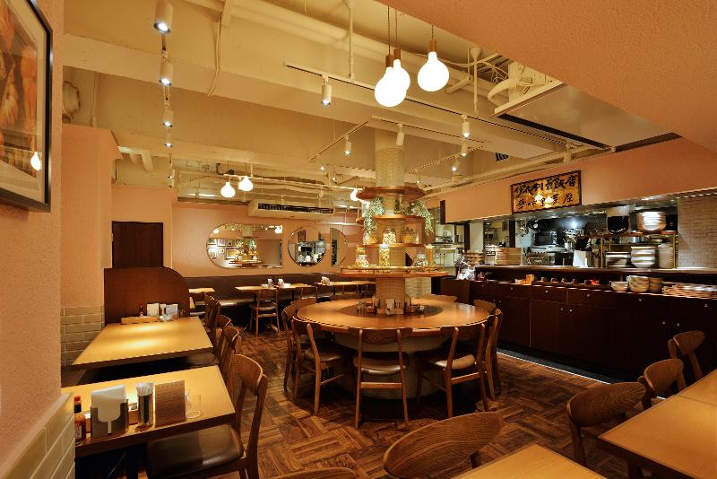 (株)伊太利亜飯店華婦里蝶座のアルバイト・バイト求人情報-04