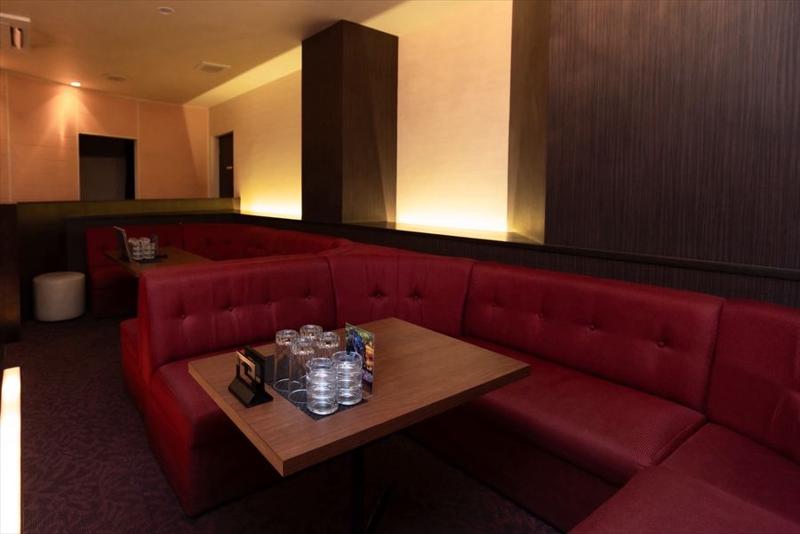 CLUB LUCLA(クラブ ルクラ)のアルバイト・バイト求人情報-05