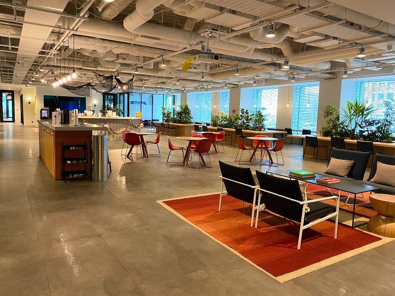 株式会社DEECHのアルバイト・バイト求人情報-03