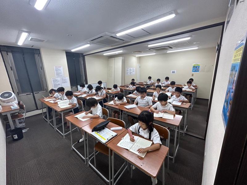 進ゼミキッズ 南堀江校のアルバイト・バイト求人情報-03